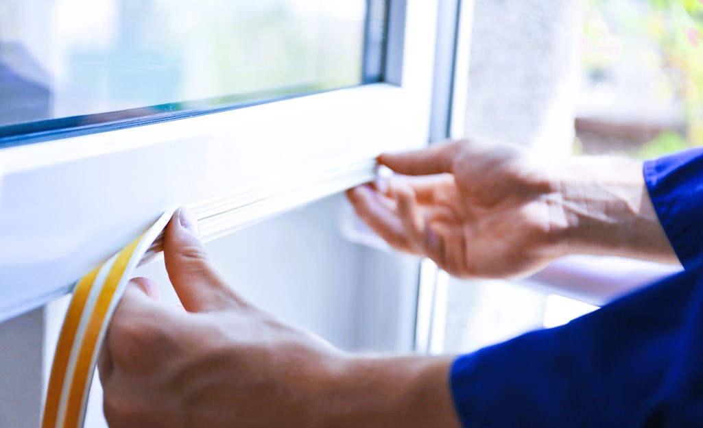 Installing duct tape on windows